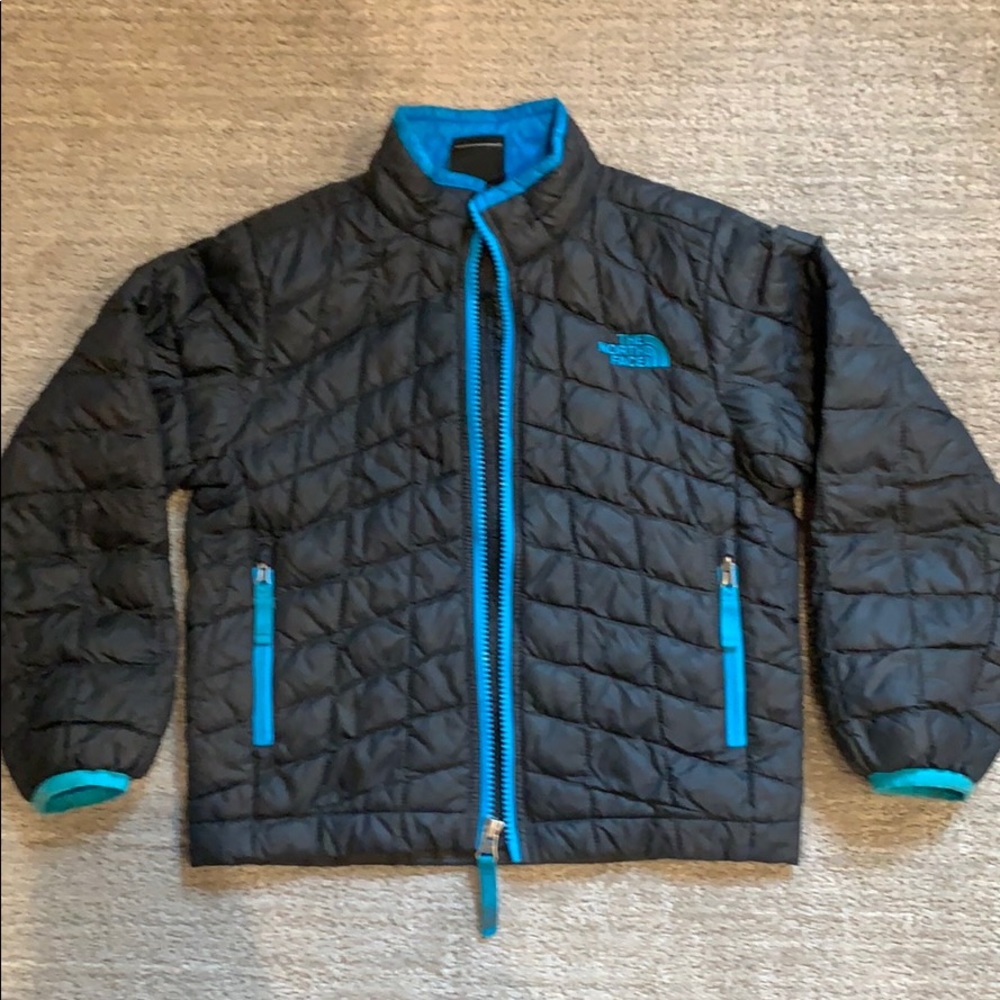 Kids North Face light weight puffer coat